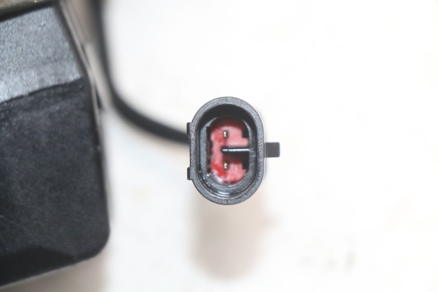 photo de BREMSZANGE ROLL LOCK PIAGGIO MP3 HPE 350 (2018 - 2020) - Oberflächenzustand und Material