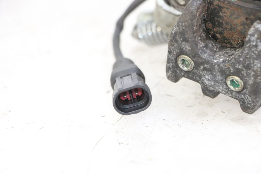 photo de BREMSSATTEL ROLL LOCK PIAGGIO MP3 125 (2006 - 2014) - Zoom auf Gebrauchszustand