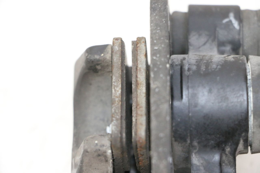 photo de BREMSZANGE PARKEN PIAGGIO MP3 500 (2011 - 2015) - Zoom auf Gebrauchszustand