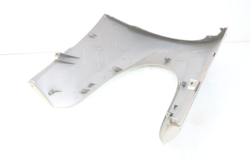 photo de VORDERSEITE ECCITY ARTELEC 670 1 (2013 - 2017) - Oberflächenzustand und Material