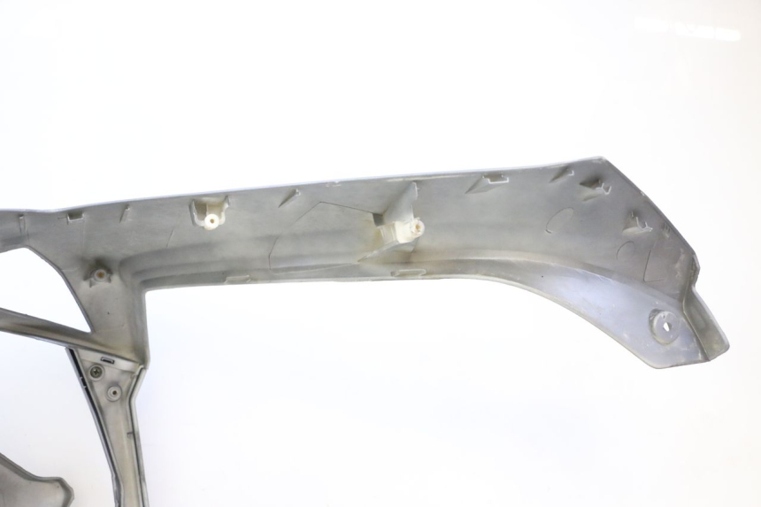 photo de FRONTVERKLEIDUNG  MOTRON BREEZY 4T 50 (2021 - 2025) - Details der Befestigungspunkte