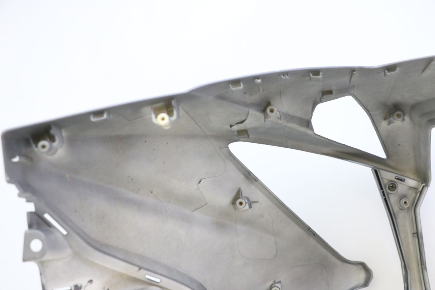 photo de FRONTVERKLEIDUNG  MOTRON BREEZY 4T 50 (2021 - 2025) - Oberflächenzustand und Material