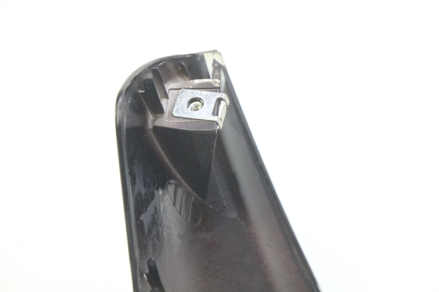 photo de FRONTVERKLEIDUNG  PEUGEOT ELYSTAR 50 (2002 - 2014) - Details der Befestigungspunkte