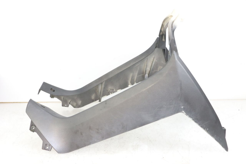 photo de FRONTVERKLEIDUNG  JM MOTORS EVOLIS 4T 50 (2018 - 2022) - Charakteristische Merkmale