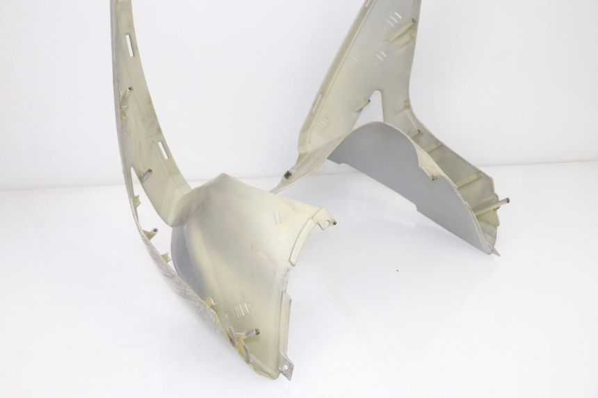 photo de FRONTVERKLEIDUNG  REVATTO FUTURA GT 125 (2006 - 2008) - Detailansicht des Bauteils