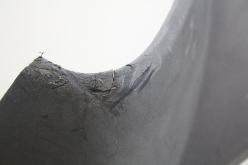 photo de FRONTVERKLEIDUNG  PEUGEOT GEOPOLIS RS 125 (2007 - 2009) - Details der Befestigungspunkte