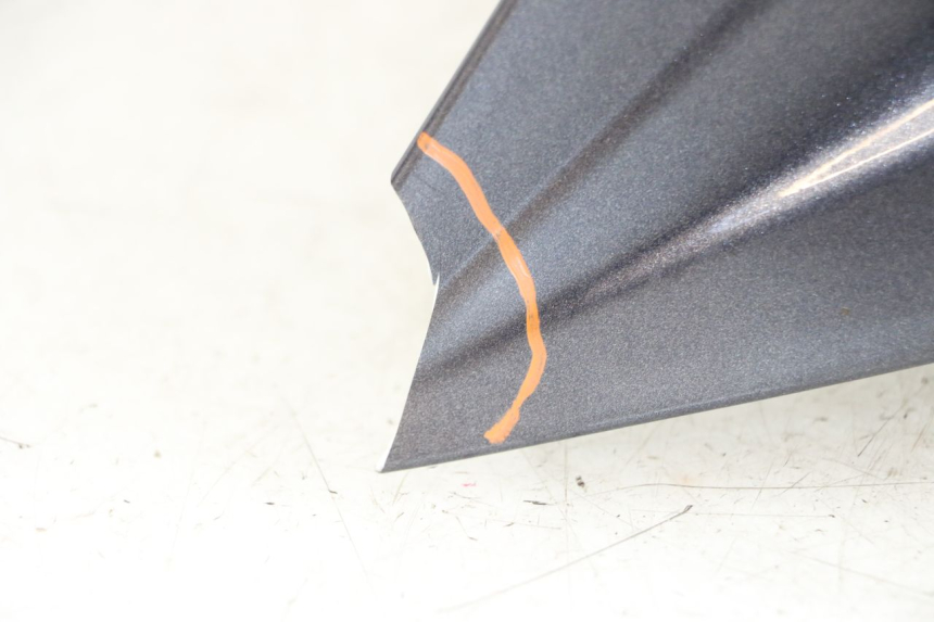 photo de FRONTVERKLEIDUNG  KYMCO GRAND DINK 125 (2008 - 2014) - Oberflächenzustand und Material