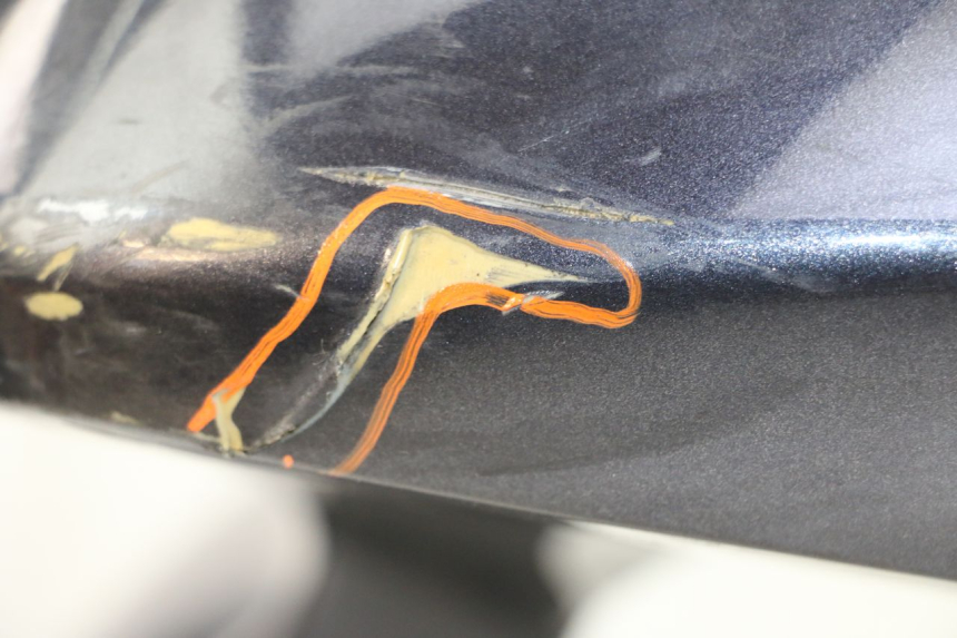 photo de FRONTVERKLEIDUNG  KYMCO GRAND DINK 125 (2008 - 2014) - Kennzeichnungen und Originalreferenzen