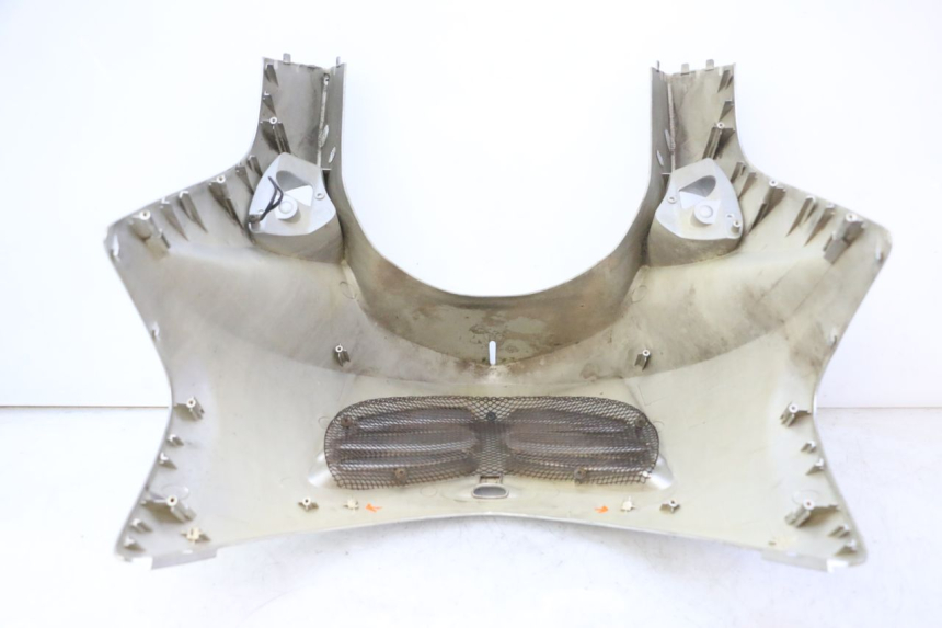 photo de FRONTVERKLEIDUNG  KYMCO GRAND DINK 125 (2002 - 2007) - Detailansicht des Bauteils