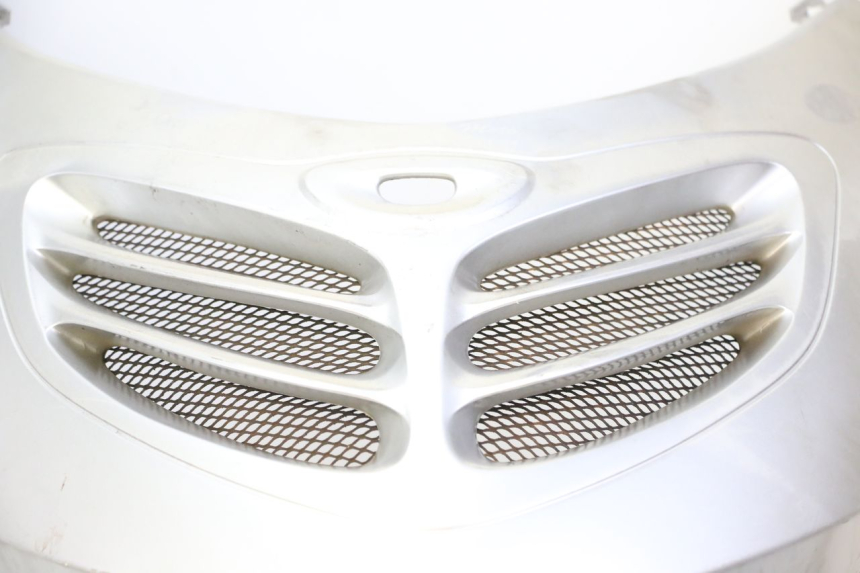 photo de FRONTVERKLEIDUNG  KYMCO GRAND DINK 125 (2002 - 2007) - Details der Befestigungspunkte