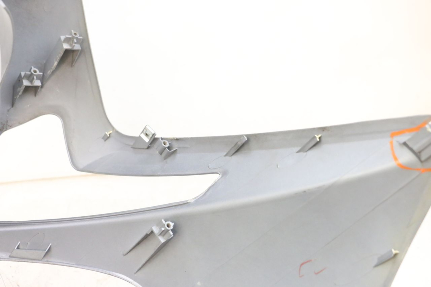 photo de FRONTVERKLEIDUNG  SYM GTS EVO 125 (2009 - 2013) - Zoom auf Gebrauchszustand