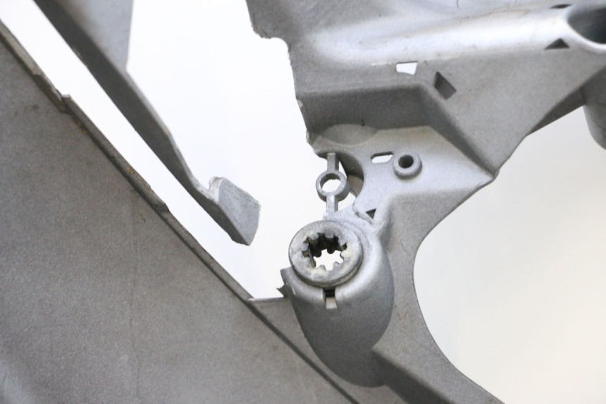 photo de FRONTVERKLEIDUNG  SYM GTS EVO 125 (2009 - 2013) - Weitere Ansicht des Artikels