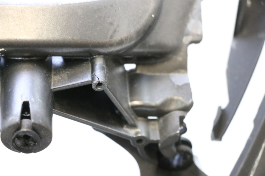 photo de FRONTVERKLEIDUNG  SYM GTS EVO 125 (2009 - 2013) - Zoom auf Gebrauchszustand