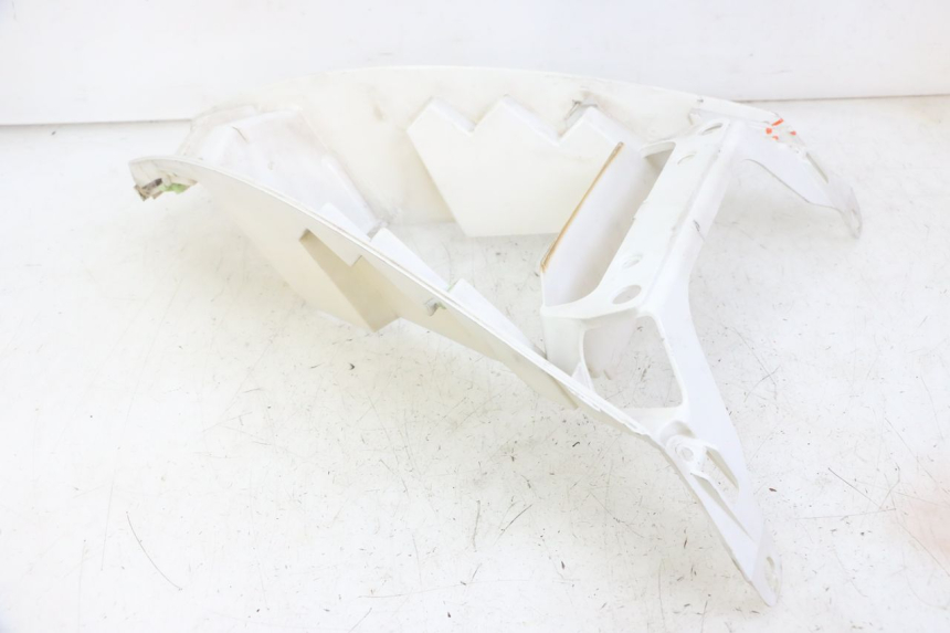 photo de UNTERE FRONTVERKLEIDUNG PEUGEOT CITYSTAR 50 (2013 - 2017) - Details der Befestigungspunkte