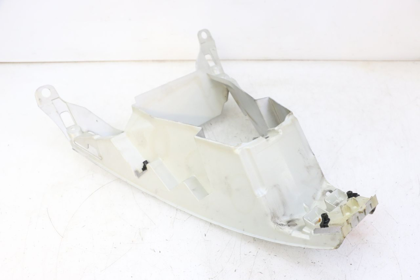 photo de UNTERE FRONTVERKLEIDUNG PEUGEOT CITYSTAR 50 (2013 - 2017) - Zoom auf Gebrauchszustand