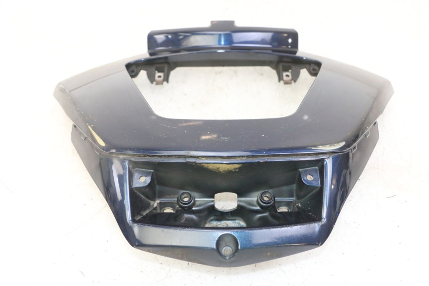 photo de FRONTVERKLEIDUNG UNTER PIAGGIO MP3 LT 300 (2010 - 2016) - Details der Befestigungspunkte