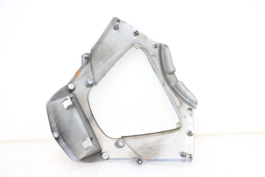 photo de FRONTVERKLEIDUNG UNTER PIAGGIO MP3 125 (2006 - 2014) - Technische Nahaufnahme