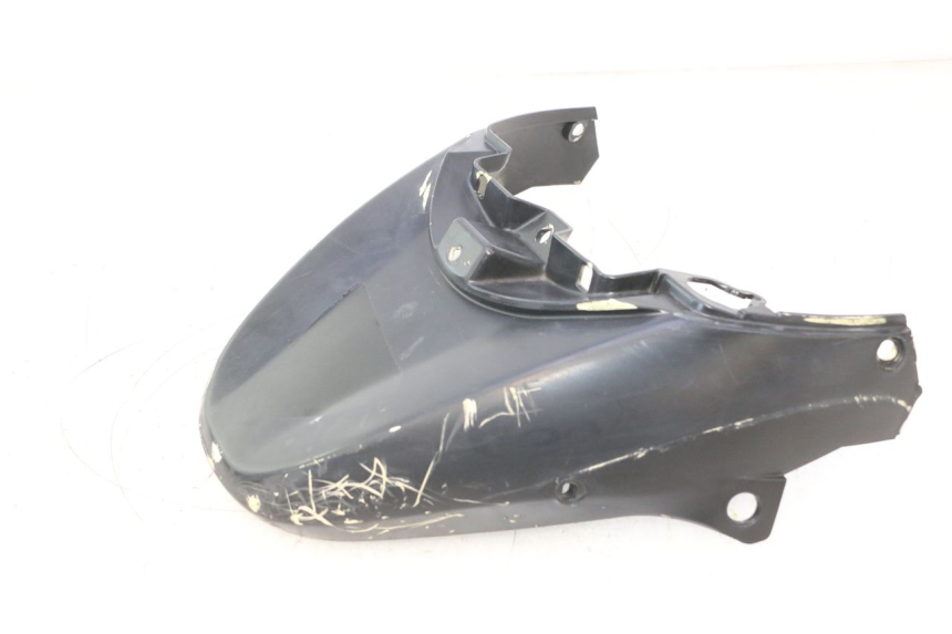 photo de UNTERE FRONTVERKLEIDUNG PEUGEOT TREKKER 50 (1995 - 2004) - Details der Befestigungspunkte