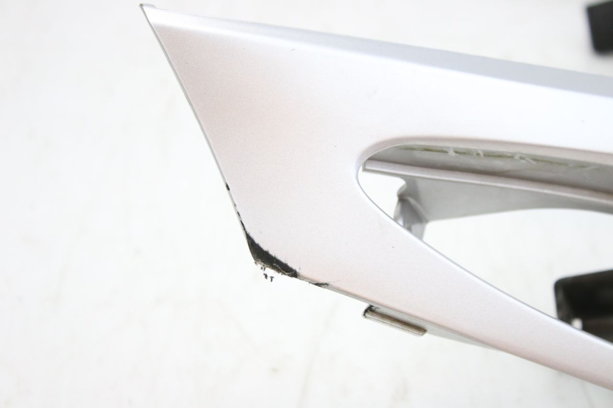 photo de UNTERE FRONTVERKLEIDUNG SUZUKI UH BURGMAN 125 (2002 - 2006) - Technische Nahaufnahme