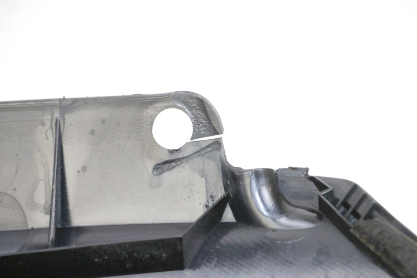 photo de INNENVERKLEIDUNG DER FRONT SUZUKI BURGMAN 125 (2007 - 2014) - Alternative Perspektive