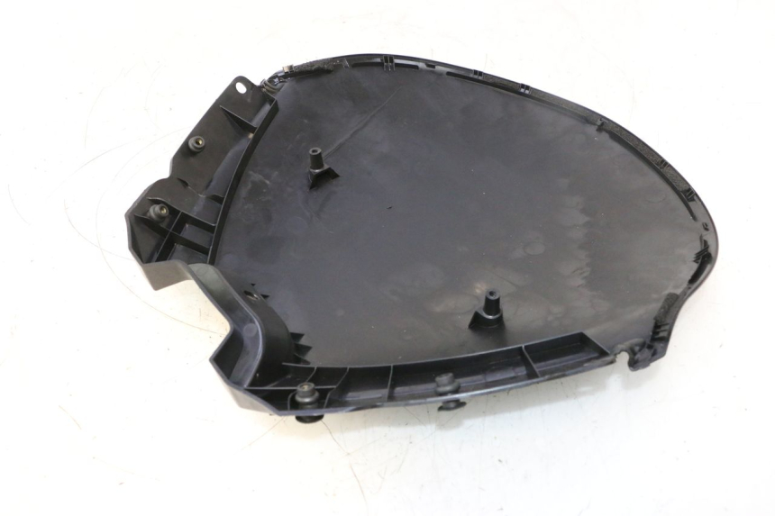 photo de INNENVERKLEIDUNG DER FRONT SUZUKI BURGMAN 125 (2007 - 2014) - Kennzeichnungen und Originalreferenzen