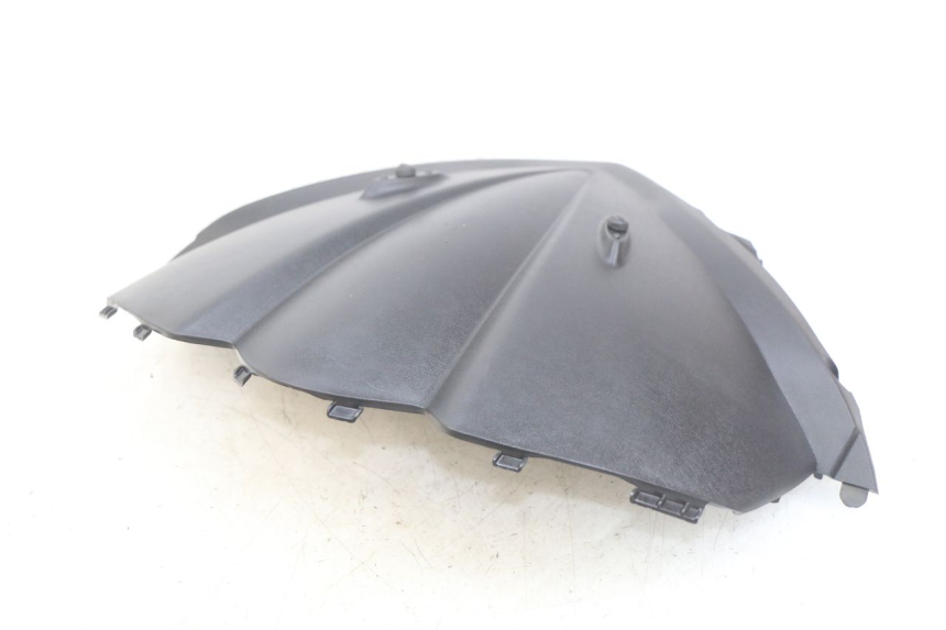 photo de INNENVERKLEIDUNG DER FRONT PEUGEOT CITYSTAR AIR 125 (2014 - 2017) - Zoom auf Gebrauchszustand