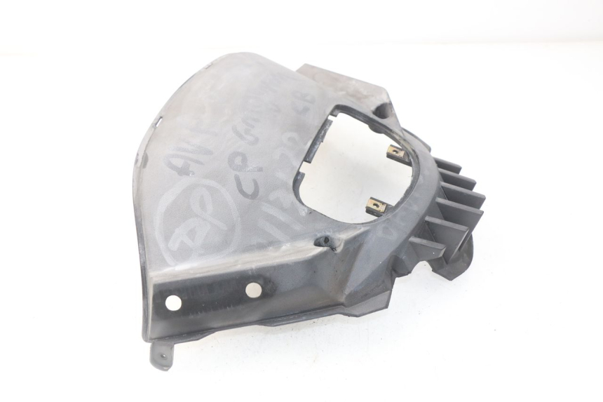 photo de INNERE FRONTVERKLEIDUNG KYMCO DINK STREET 125 (2009 - 2014) - Technische Nahaufnahme