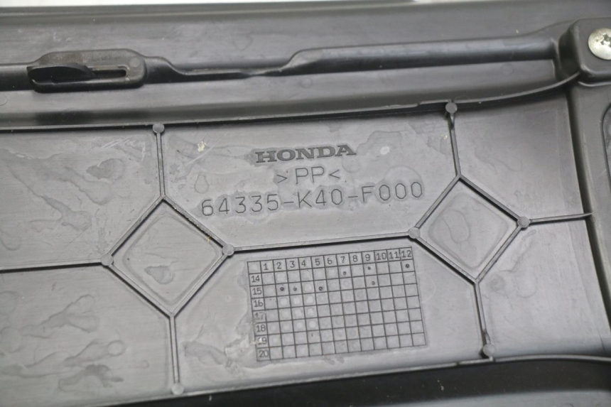 photo de INNERE FRONTVERKLEIDUNG HONDA FORZA 125 (2015 - 2016) - Technische Nahaufnahme