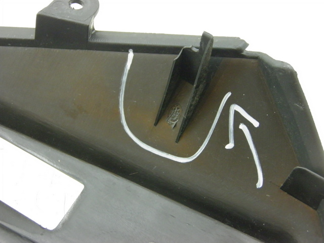 photo de INNERE FRONTVERKLEIDUNG KYMCO XCITING RI ABS 500 (2010) - Zoom auf Gebrauchszustand