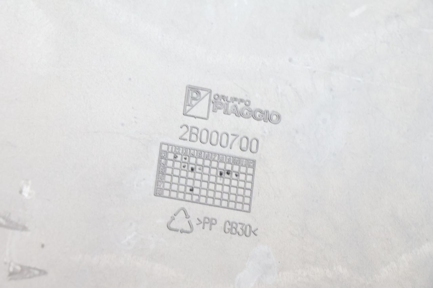 photo de INNERE FRONTVERKLEIDUNG PIAGGIO MP3 500 (2016 - 2018) - Oberflächenzustand und Material