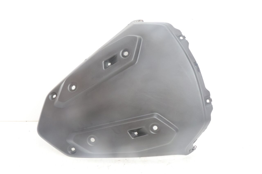 photo de INNERE FRONTVERKLEIDUNG YAMAHA N-MAX NMAX 125 (2021 - 2024) - Detailansicht des Bauteils