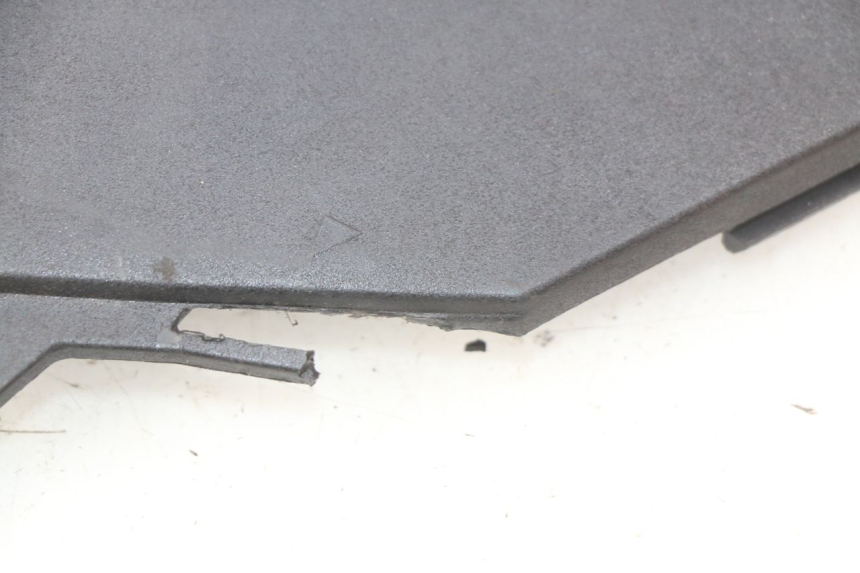 photo de INNENVERKLEIDUNG DER FRONT GILERA NEXUS 125 (2009 - 2013) - Oberflächenzustand und Material