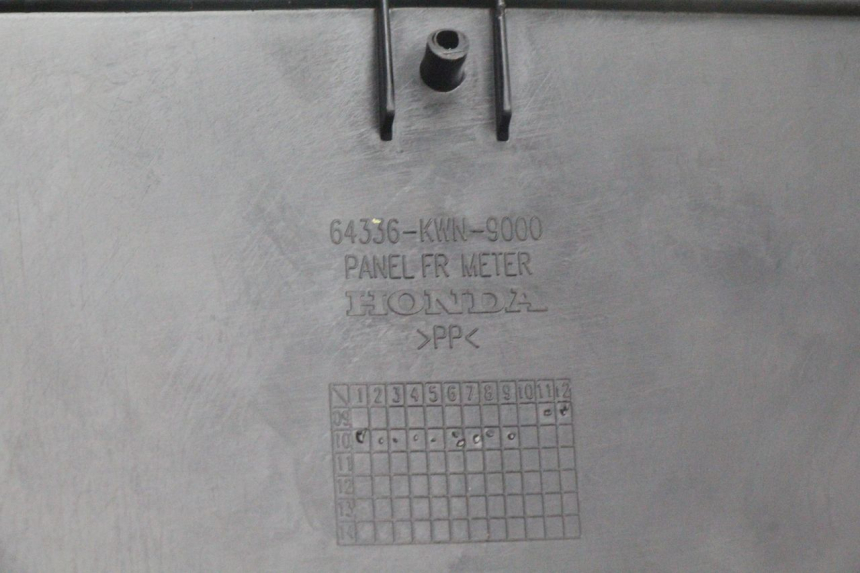 photo de INNERE FRONTVERKLEIDUNG HONDA PCX (JF28) 125 (2009 - 2011) - Technische Nahaufnahme