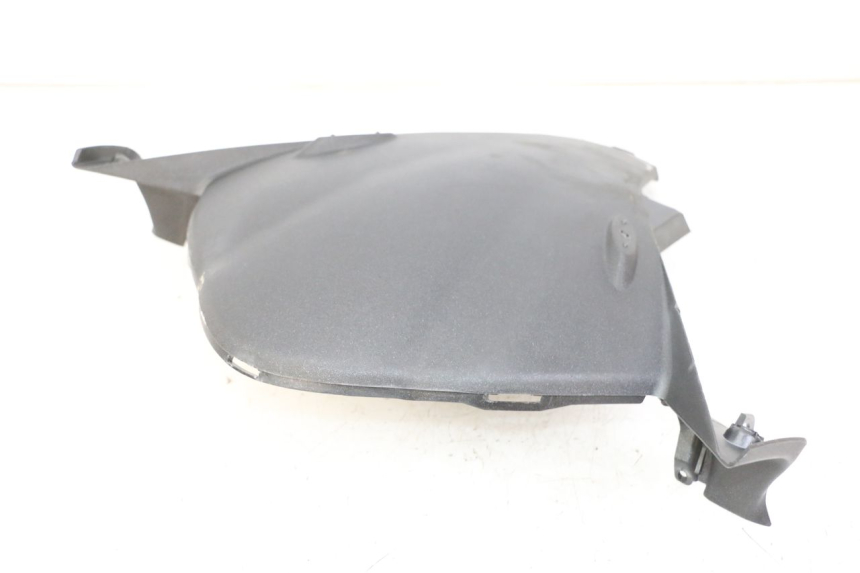 photo de INNERE FRONTVERKLEIDUNG PEUGEOT SATELIS 125 (2013 - 2018) - Zoom auf Gebrauchszustand