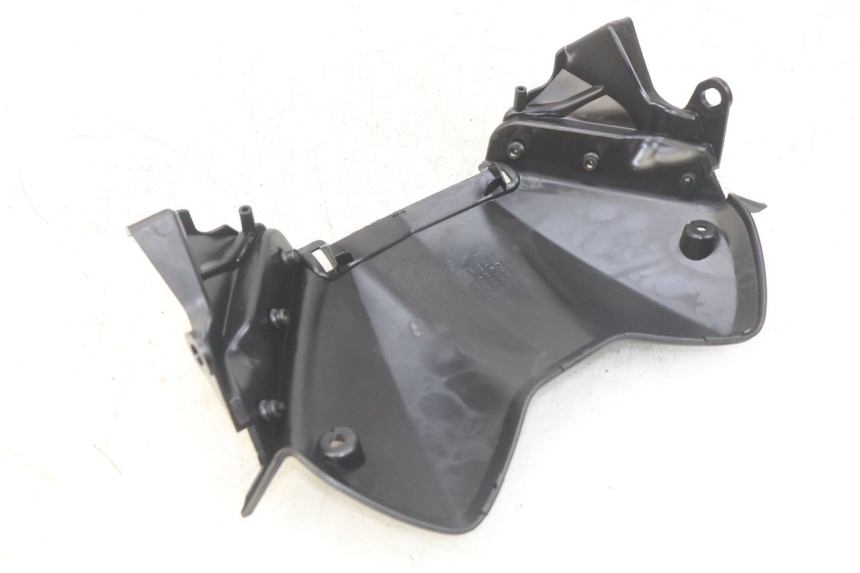 photo de INNENVERKLEIDUNG DER FRONT MBK SKYCRUISER 125 (2010 - 2013) - Zoom auf Gebrauchszustand