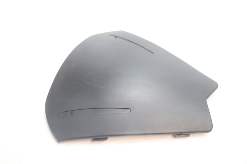 photo de INNERE FRONTVERKLEIDUNG CAN-AM SPYDER RS 1000 (2008 - 2012) - Alternative Perspektive