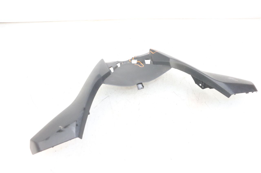 photo de INNENVERKLEIDUNG DER FRONT YAMAHA XMAX X-MAX ABS 125 (2017 - 2020) - Technische Nahaufnahme