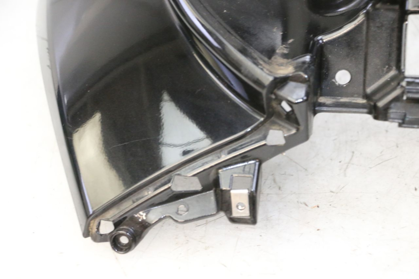 photo de FRONTVERKLEIDUNG  PIAGGIO MP3 LT 300 (2010 - 2016) - Detaillierte Sichtprüfung