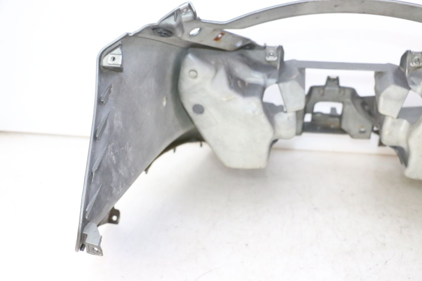 photo de FRONTVERKLEIDUNG  PIAGGIO MP3 500 (2011 - 2015) - Fokus auf die Struktur