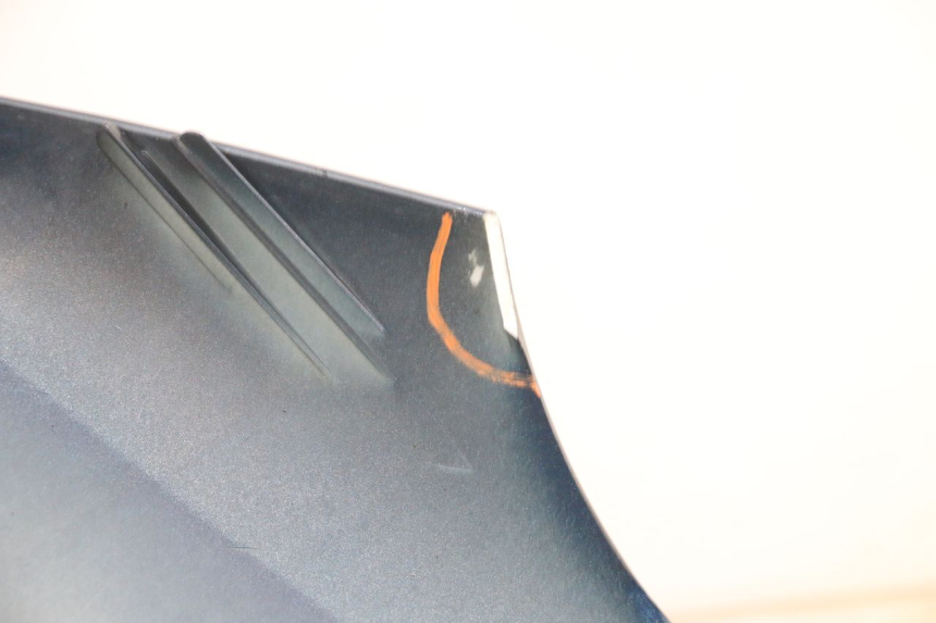 photo de FRONTVERKLEIDUNG  PIAGGIO MP3 RL 250 (2006 - 2010) - Details der Befestigungspunkte