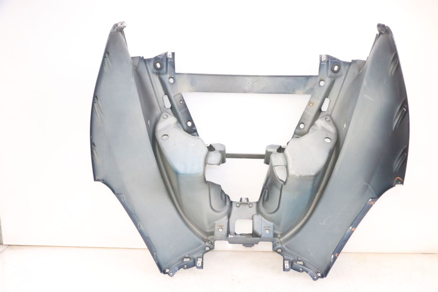 photo de FRONTVERKLEIDUNG  PIAGGIO MP3 RL 250 (2006 - 2010) - Kennzeichnungen und Originalreferenzen