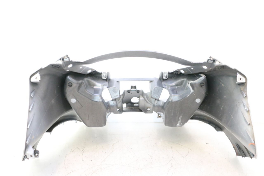 photo de FRONTVERKLEIDUNG  PIAGGIO MP3 125 (2006 - 2014) - Zoom auf Gebrauchszustand