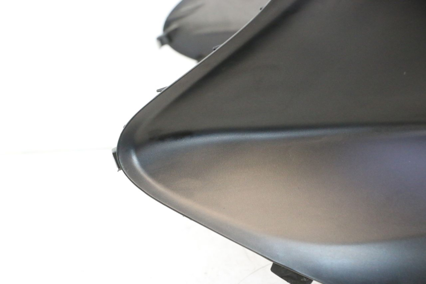 photo de FRONTVERKLEIDUNG  PIAGGIO MP3 500 (2016 - 2018) - Charakteristische Merkmale