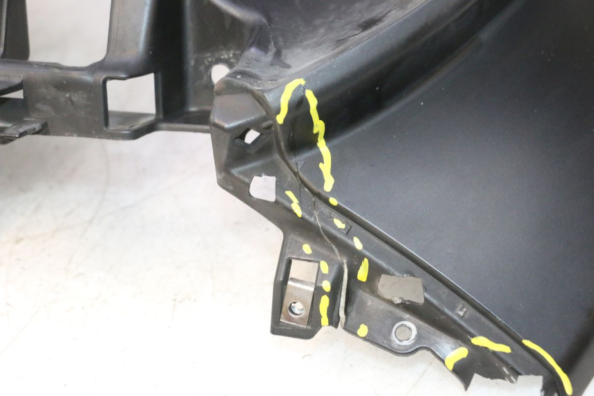 photo de FRONTVERKLEIDUNG  PIAGGIO MP3 500 (2016 - 2018) - Technische Nahaufnahme