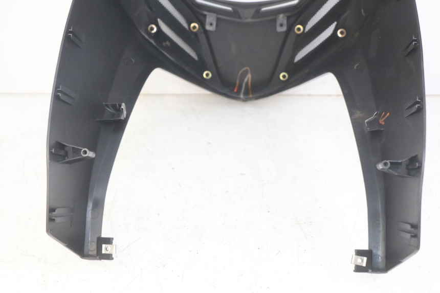 photo de FRONTVERKLEIDUNG  PIAGGIO NEW TYPHOON 50 (2010 - 2017) - Details der Befestigungspunkte