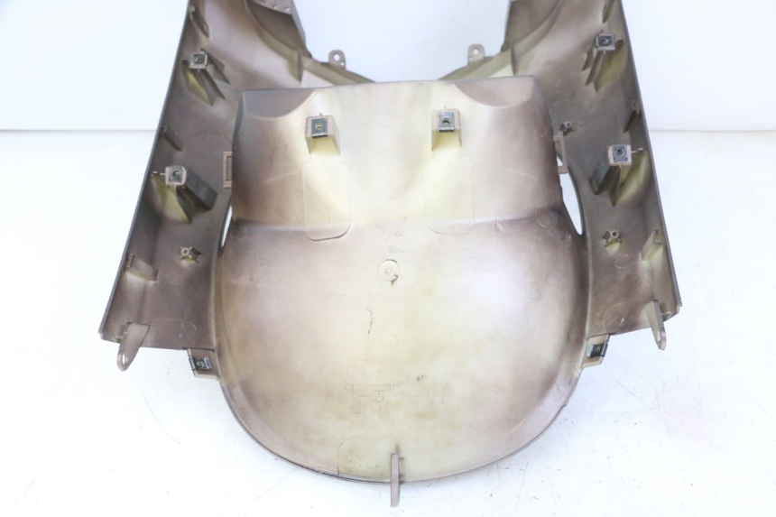 photo de FRONTVERKLEIDUNG  PEUGEOT VIVACITY 125 (2010 - 2017) - Zoom auf Gebrauchszustand