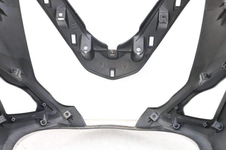 photo de VORDERSEITE DAELIM S3 125 (2010 - 2017) - Oberflächenzustand und Material