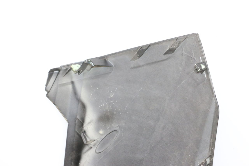 photo de FRONTVERKLEIDUNG  PEUGEOT SATELIS 125 (2006 - 2009) - Charakteristische Merkmale