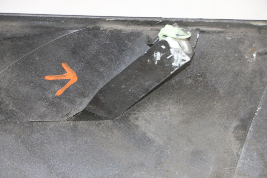 photo de FRONTVERKLEIDUNG  PEUGEOT SATELIS 125 (2006 - 2009) - Hochauflösende Nahaufnahme