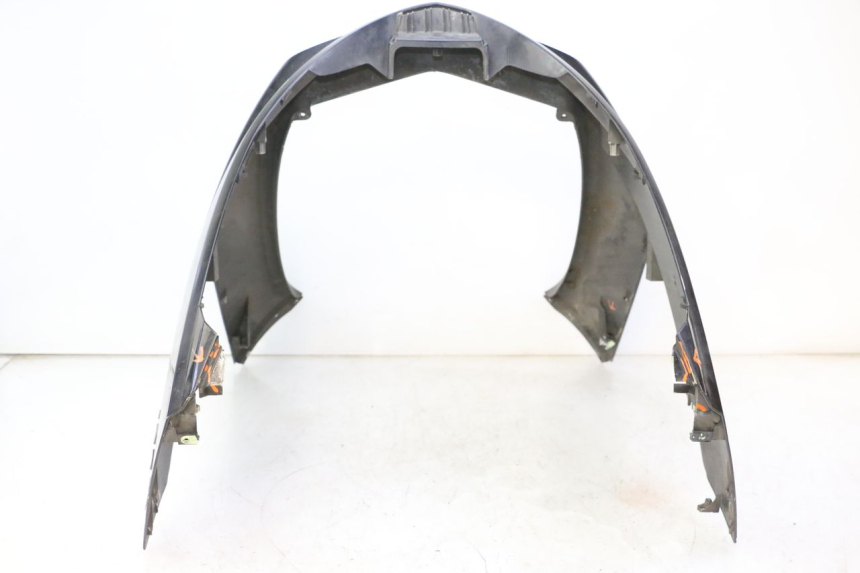 photo de FRONTVERKLEIDUNG  PEUGEOT SATELIS 125 (2006 - 2009) - Details der Befestigungspunkte